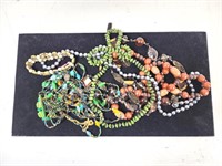 GUC Assorted Beads & Jewelry