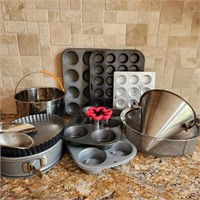 Lot of Baking & Cookware