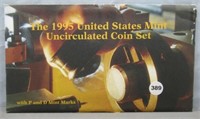 1995 P & D UNC Set.