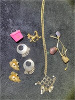 Vintage Jewelry Lot #17