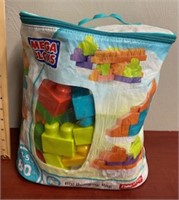 Mega Blocks-Aprox 60 Pcs