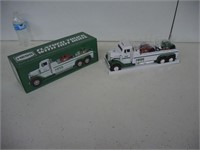 HESS FLATBED TRUCK W/HOT RODS & BOX