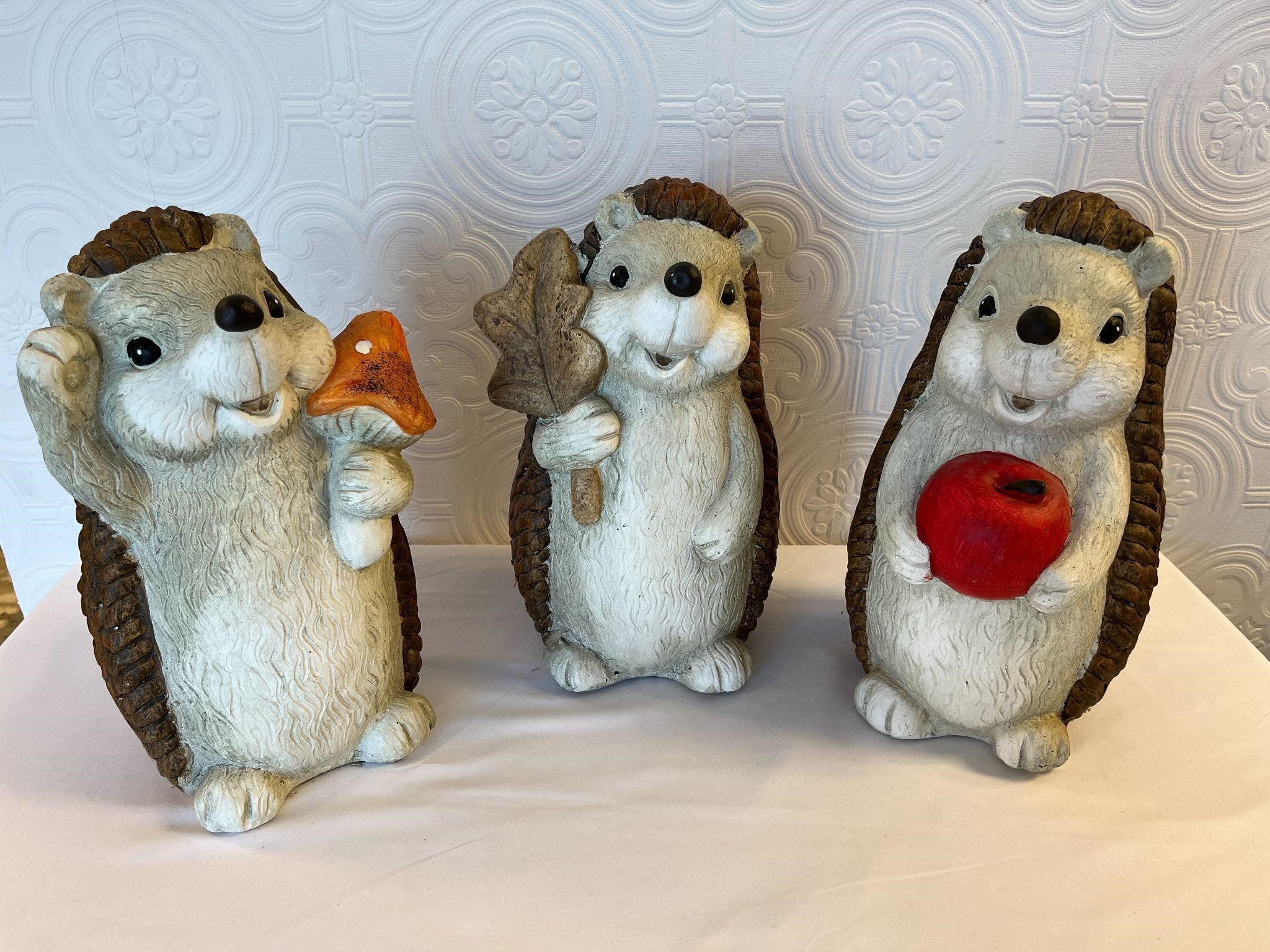 Set of 3 Outdoor Hedgehog Statues