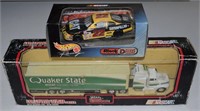 Racing Champions 1:64 Quaker State Team + HW