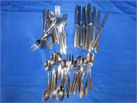 Lot of Oneida Stainless Flatware