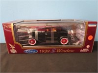 Road Legends Collection 1932 3 Window Ford 1:18