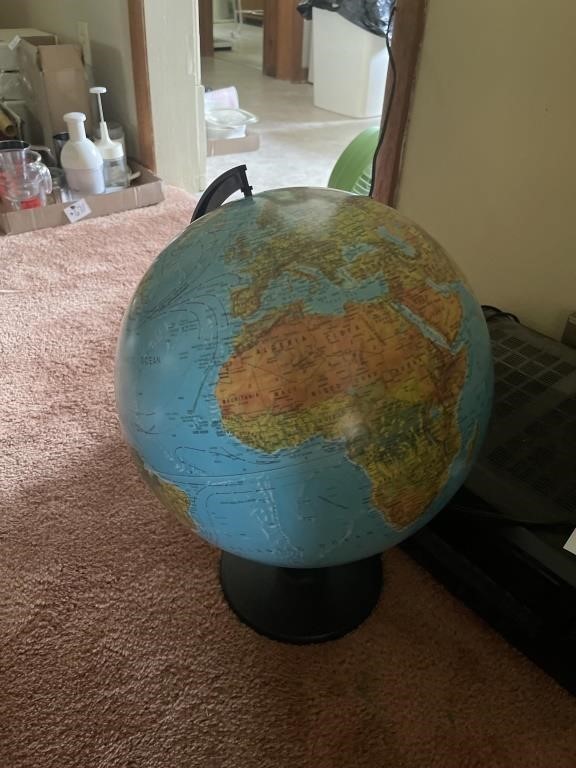 Light up globe