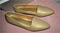 Park West Gold Flat Dress Shoes Size 7.5