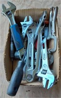 ADJUSTABLE WRENCH LOT- CONTENTS OF BOX
