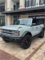FORD BRONCO CONVERTIBLE, 2023 with 8k miles
