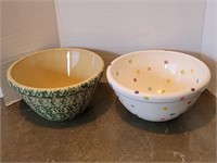 Roseville 10" Mixing Bowl and 10" Ceramic Bowl