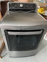 LG GAS dryer, this dryer uses LP gas