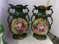 2 vases marked 131 R.626517.