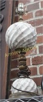 SWIRL PATTERN VINTAGE LAMP