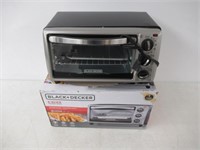 "As Is" BLACK+DECKER 4-Slice Convection Oven,
