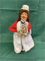 1997 Byers Choice The Caroler Woman w/Gingrbread