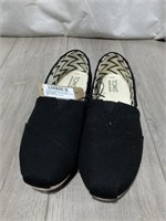 Toms Ladies Classic Canvas Shoe Size 7