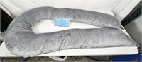 Queen Rose swan neck body pillow, longer than the