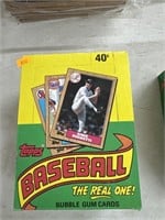 Vintage Topps 1987 unopened Baseball cards, 36