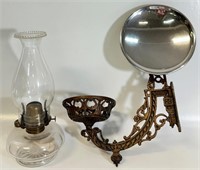 ORNATE BRADLEY & HUBBARD CAST OIL LAMP BRACKET