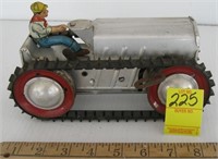 TIN WIND UP TRACTOR