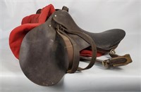 Vtg English Jumping Horse Saddle