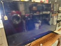 E- 50" ONN LED TV (No Remote)