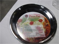 Stainless steel pizza pan - 13.5"