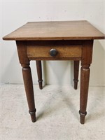 ANTIQUE ONE-DRAWER LAMP TABLE