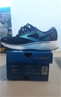 Brooks "Ghost 14" women's shoes-Size 7