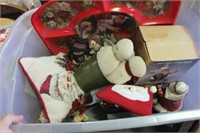 One Box Lot of Christmas Decorator Items