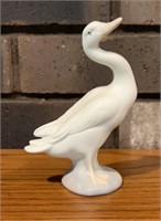 Lladro small swan figure