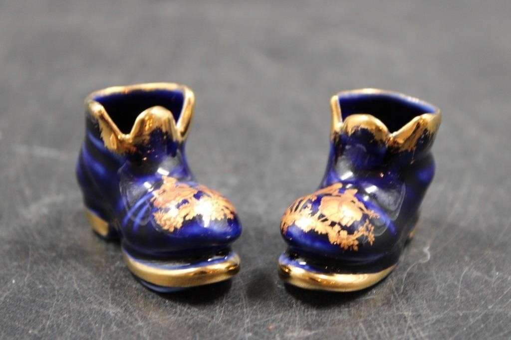 PAIR OF LIMOGES MINIATURE SHOES