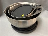 (3) Pampered Chef Graduated Mixing Bowls
