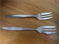 Approx 29 Stainless Steel Dessert Forks