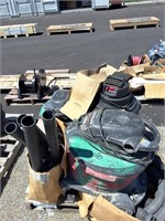 Pallet of wet and dry vacuums (x3)