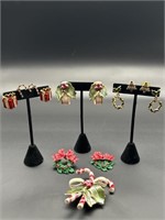 Costume Jewelry: Christmas Earrings & Pendant