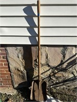 Large Scoop Shovel