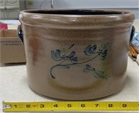 Rowe Stoneware Cake Jar