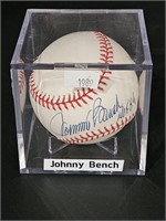 Autographed 1989 Johnny Bench w/ COA, Legends