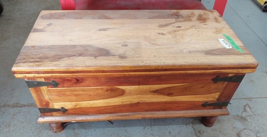 Wooden Storage chest 35x17lx18h