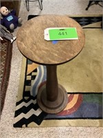 Round wood pedestal, 32"