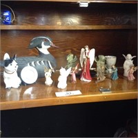 Figurine lot, includes porcelain dog