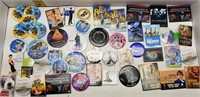 LARGE LOT OF BUTTONS
