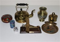 LOT OF ASSORTED BRASS ITEMS