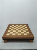 checker/ chess board and wood carved chess pcs