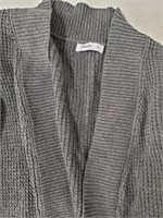 Flovey grey sweater XL