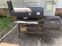 Smoker/grill