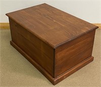 UNIQUE DROP SIDE PINE BLANKET CHEST