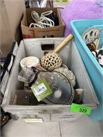 BOX LOT OF MISC DECOR